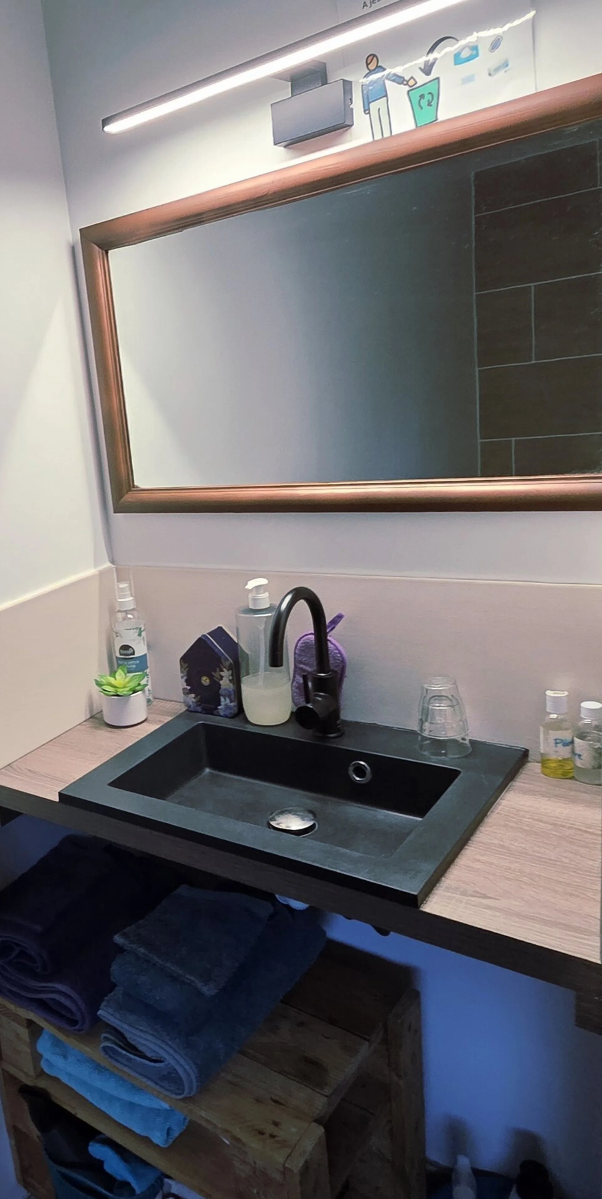 Vue d'ensemble chambre grand confort Domaine - Domaine de l'Entre-Deux Plévenon Bretagne