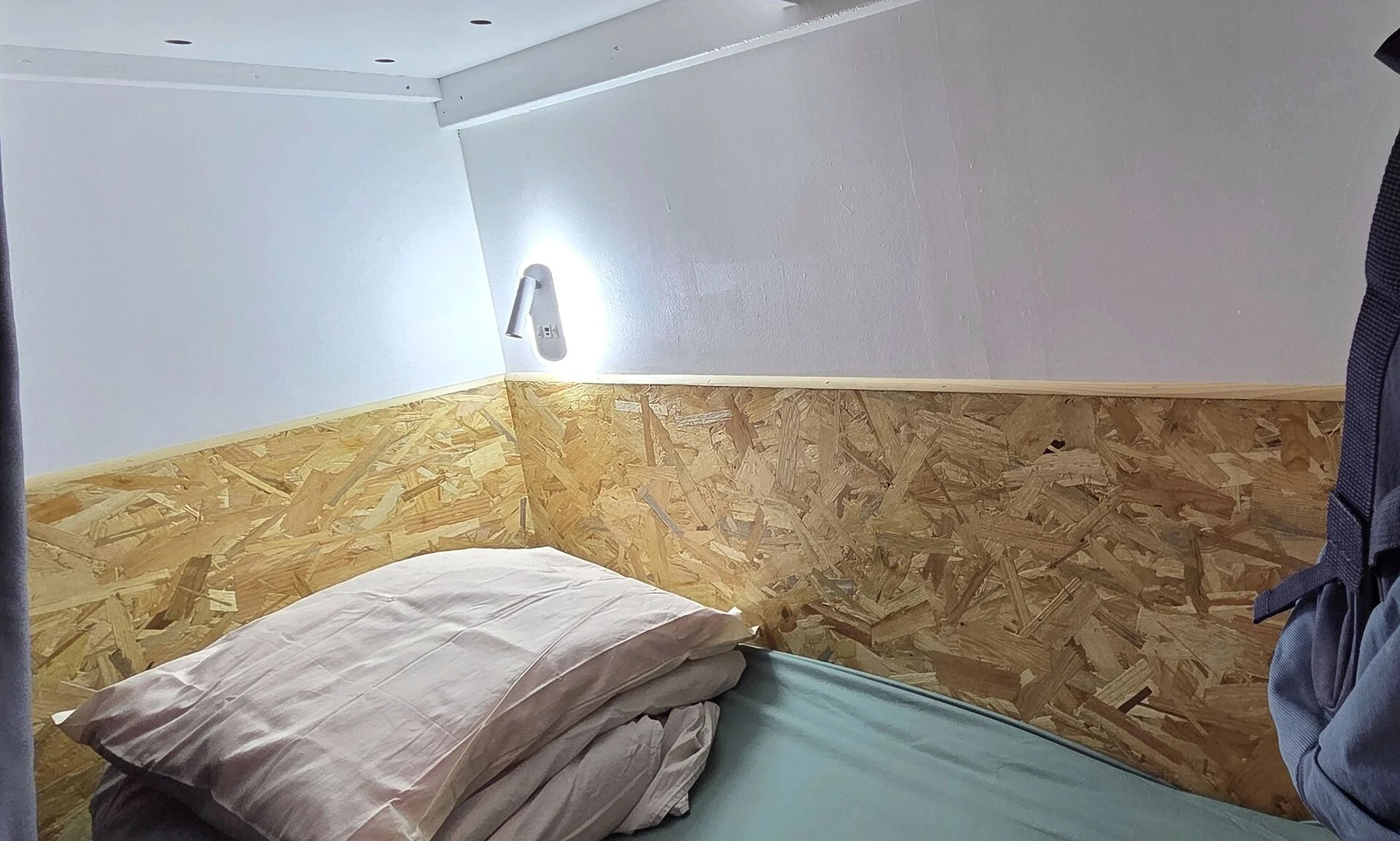 Dortoir colonies vacances groupes amis - Domaine de l'Entre-Deux Plévenon Bretagne